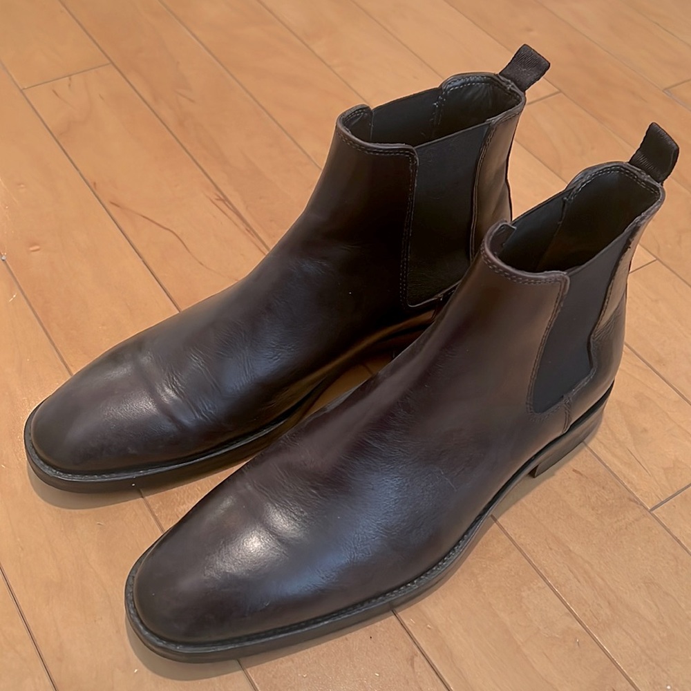 Men’s Bruno Magli Leather Chelsea Boots